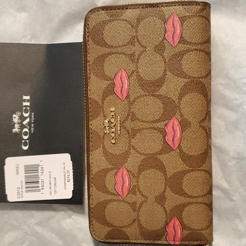Coach signature LIP wallet